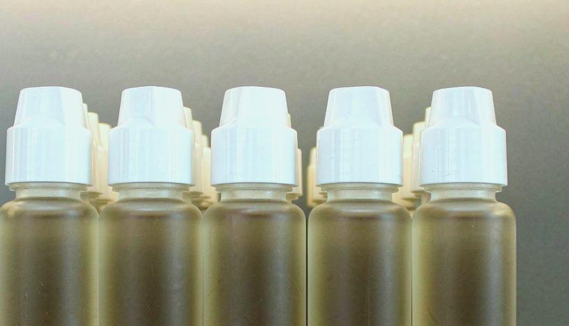 Bahrain Duty Free Original Authentic Vape packaging detail