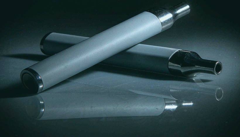 Bahrain Duty Free Original Authentic Vape packaging detail