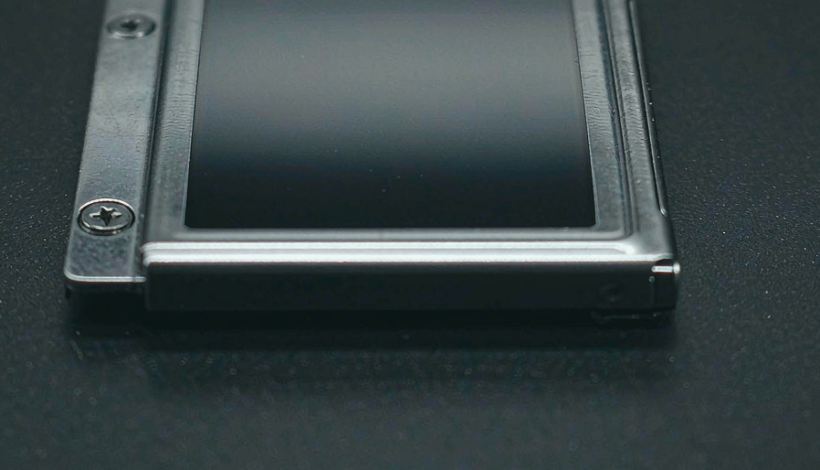 Bahrain Duty Free Original Authentic Vape packaging detail