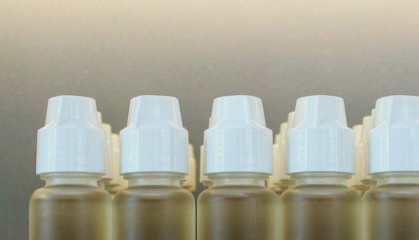 Bahrain Duty Free Original Authentic Vape packaging detail