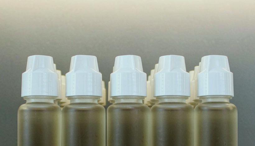 Bahrain Duty Free Original Authentic Vape packaging detail