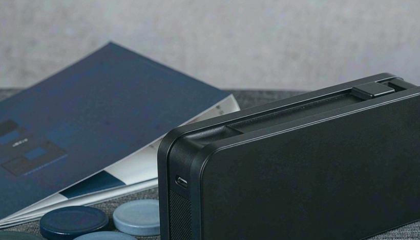 Bahrain Duty Free Original Authentic Vape packaging detail