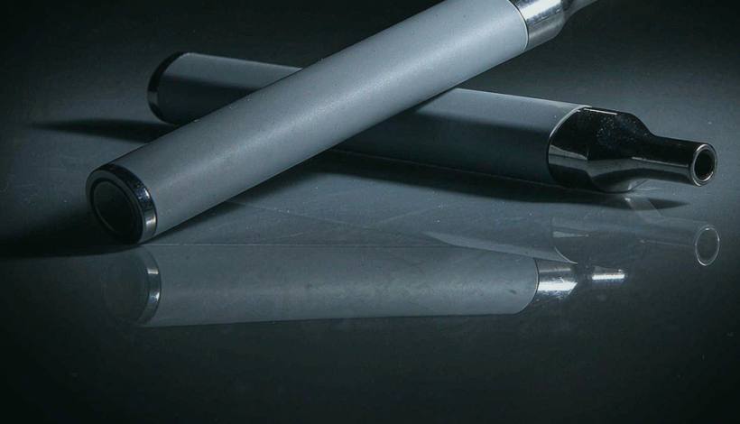 Bahrain Duty Free Original Authentic Vape packaging detail
