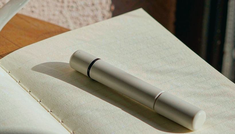 Bahrain Duty Free Original Authentic Vape packaging detail