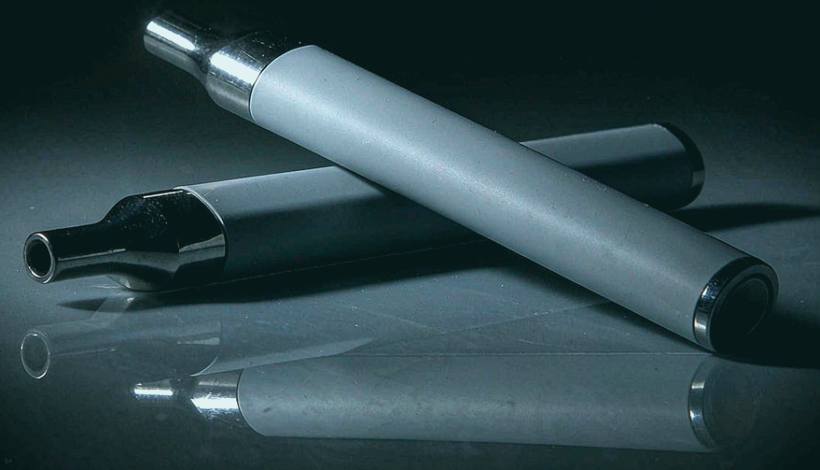 Bahrain Duty Free Original Authentic Vape packaging detail