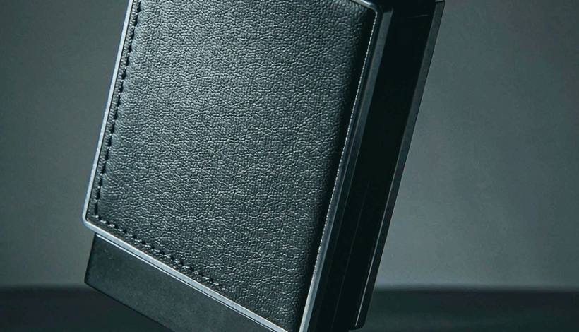 Bahrain Duty Free Original Authentic Vape packaging detail